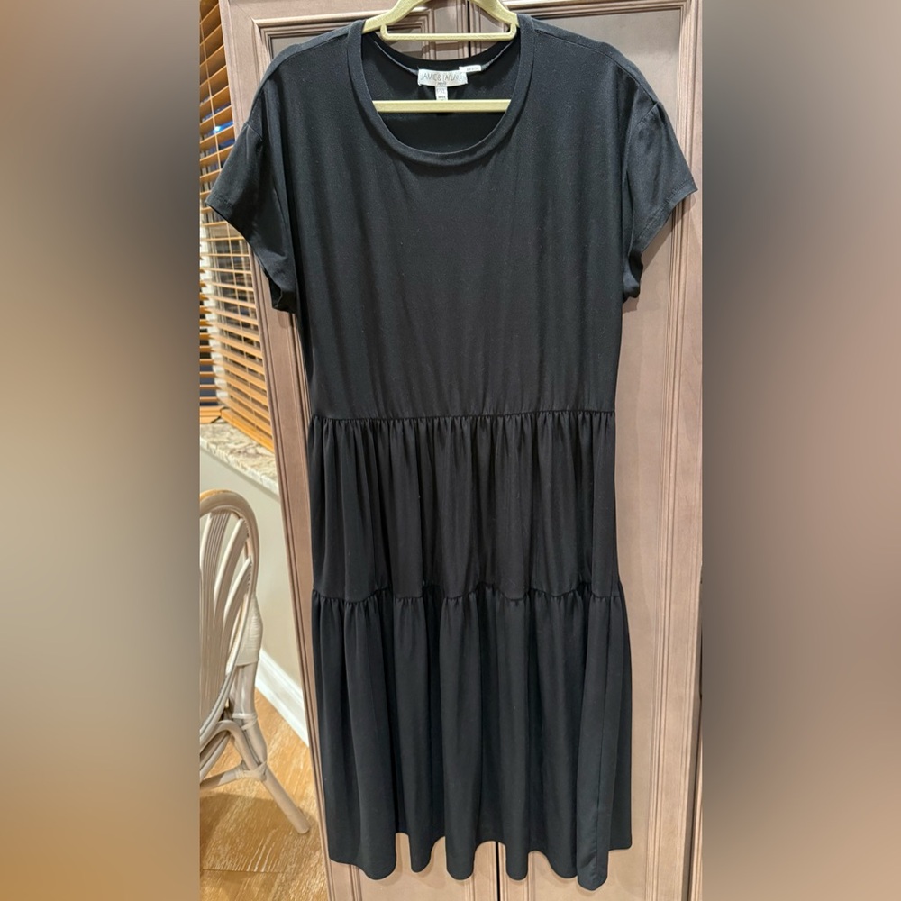 Jamie & Layla Petite XL Tiered Skirt Short Sleeve Stretch Midi-Maxi Dress